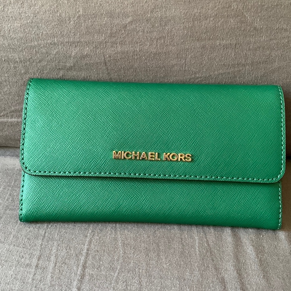 Michael Kors Trifold Wallet NWT